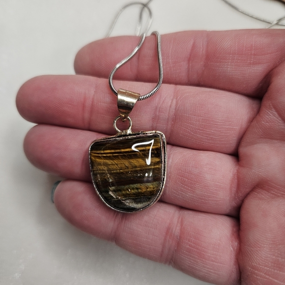 925 Sterling Silver Plated Tiger's Eye Necklace Pendant Natural Stone NWOT - Picture 3 of 6